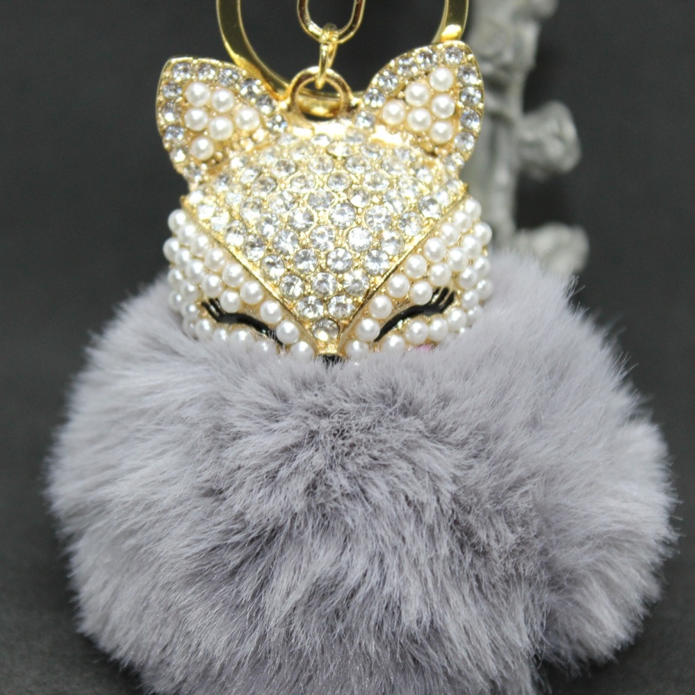 Last One!  Adorable Fox Pom Pom Handbag Charm - Picture 4 of 6
